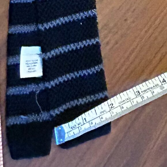 Men's Aeropostale Knitted Black and Gray Squared Off Tie - Picture 2 of 3